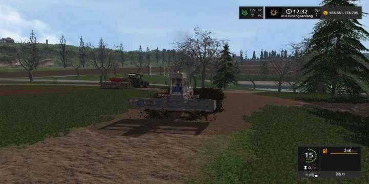 FS17 – Fortschritt E303 Harvester V2