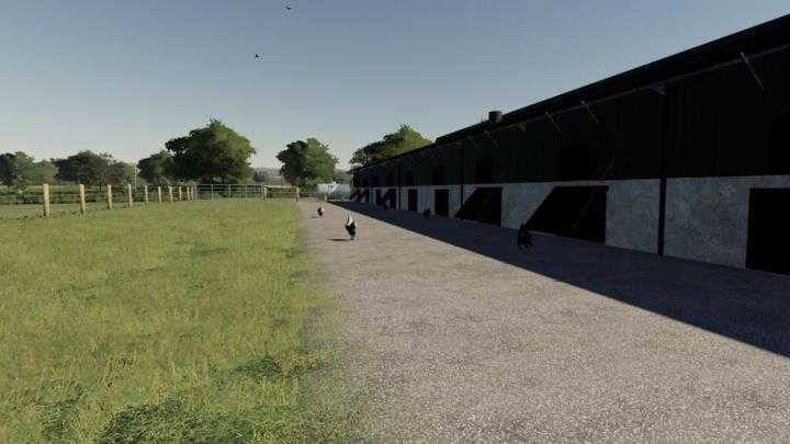 FS19 – Large Uk Chicken Shed V1