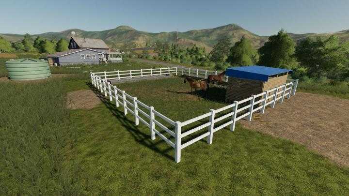 FS19 – Placeable Small Horse Paddock V1