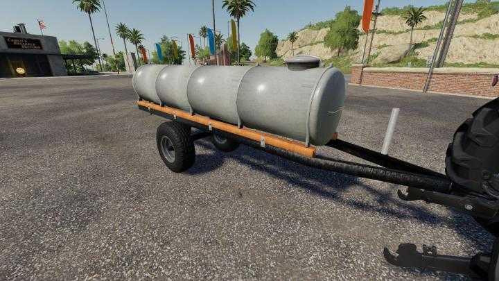 FS19 – Water And Milk Barrel V1.1