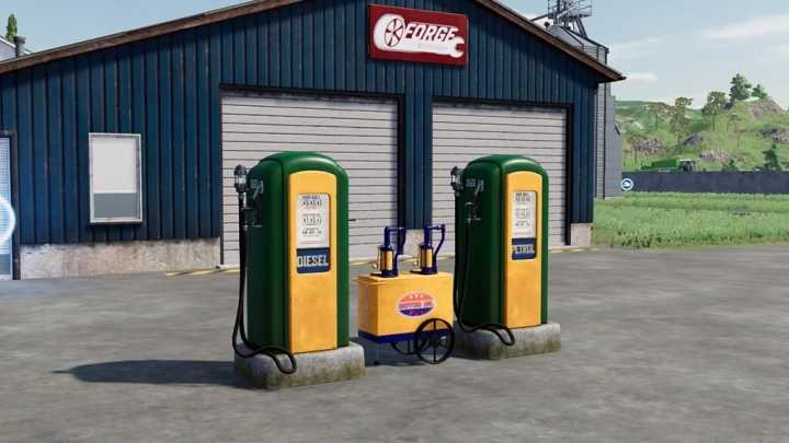 Vintage Fuel Pump V1.0 FS22