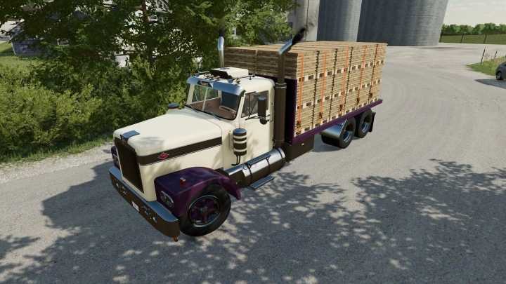 Diamond Reo Giant Flatbed 1974 (Autoload) V1.0 FS22