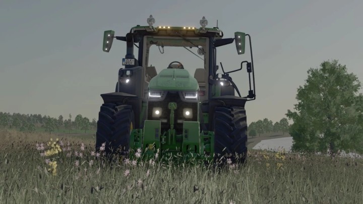 FS22 – John Deere 8R Tractor V1.0